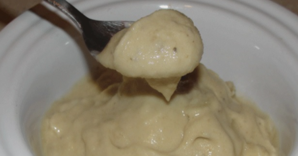 Mash one banana and add these 2 simple ingredients to say goodbye to coughs and sore throats