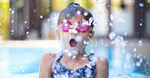 Mom asks parents to consider the color of children’s bathing suits ahead of summer