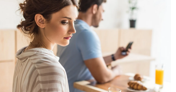 Never solve the problems with your partner in these 4 ways. You are making a big mistake!