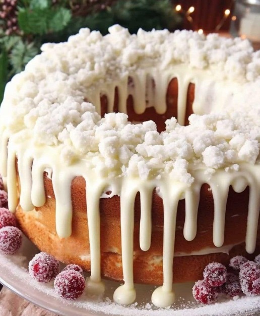 Now this is the perfect White Christmas cake!