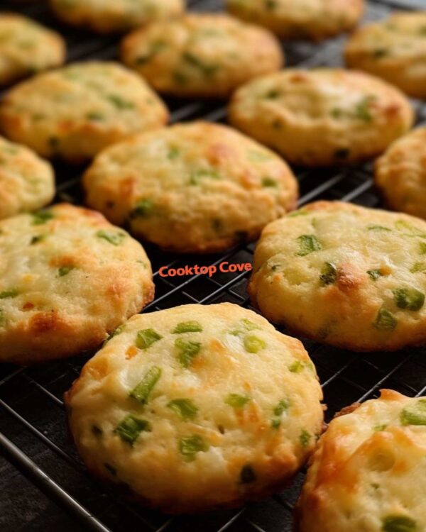 These babies smelled amazing once they came out of the oven. Everyone grabbed a piece, we stuffed ourselves before dinner