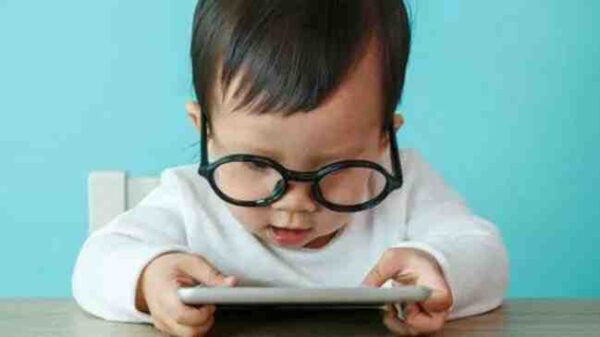 İlk üç yaşta ekran ve dijital araçlar zararlı
